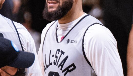 フレッド・ヴァンブリートの着用バッシュまとめ【2025-26シーズン最新】