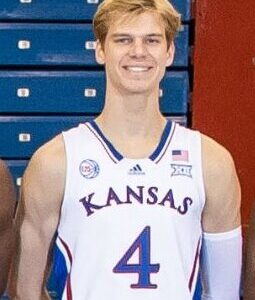 グレイディ・ディックの着用バッシュまとめ【2025-26シーズン最新】