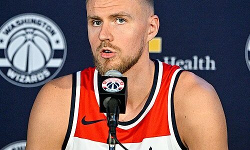 クリスタプス・ポルジンギスの着用バッシュまとめ【2025-26シーズン最新】