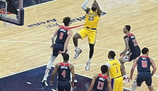 レブロン・ジェームズの去就に全米が注目！クリーブランド復帰か、レイカーズ残留か？オフシーズンの行方を徹底分析