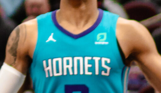 マイルズ・ブリッジスの着用バッシュまとめ【2025-26シーズン最新】