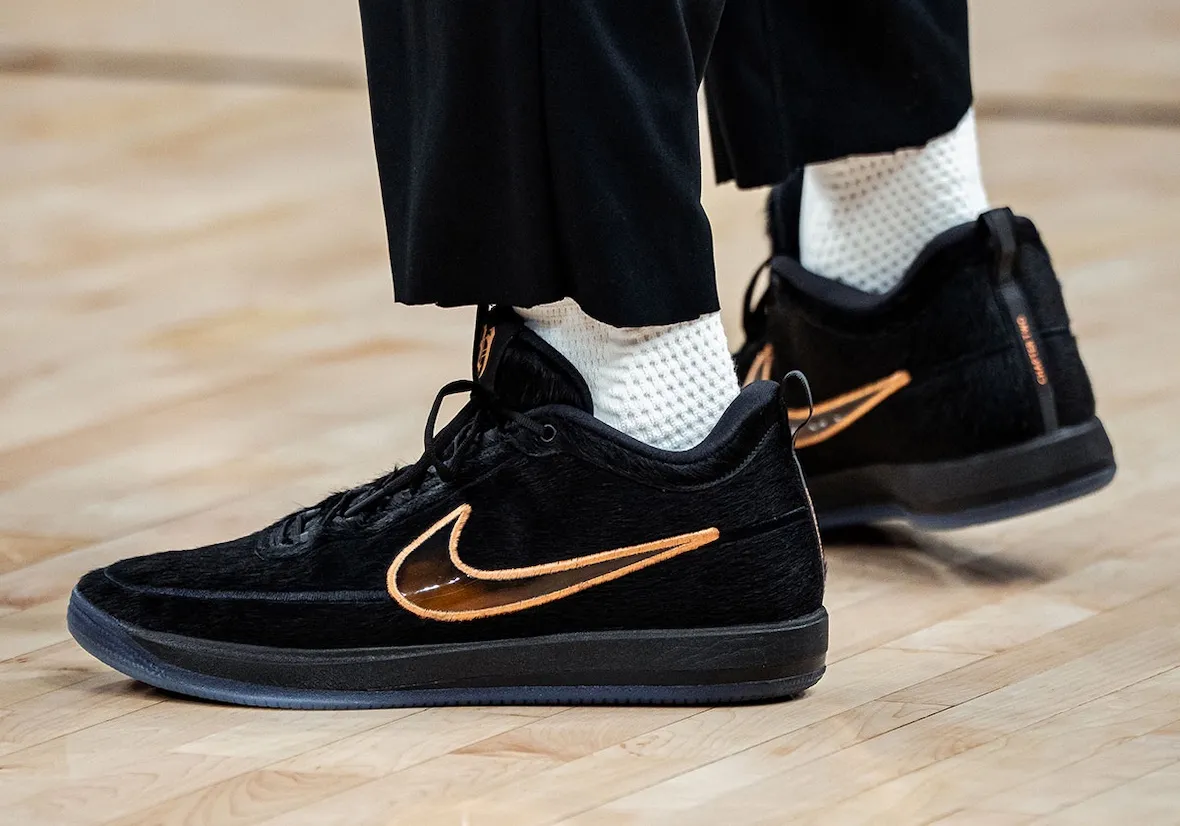 Nike Book 2 Haven and Hector サイドビュー