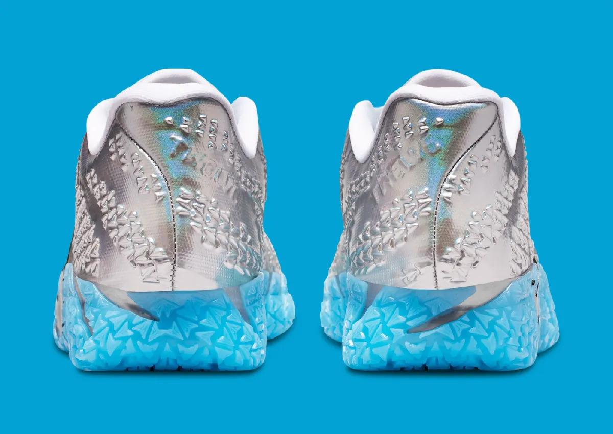 Jurassic Park × Nike Ja 3 Metallic Silver アウトソール