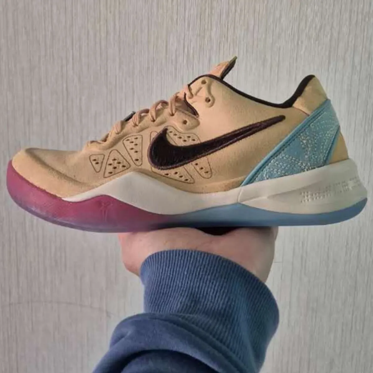 Nike Kobe 8 Protro EXT Year of the Horse サイドビュー
