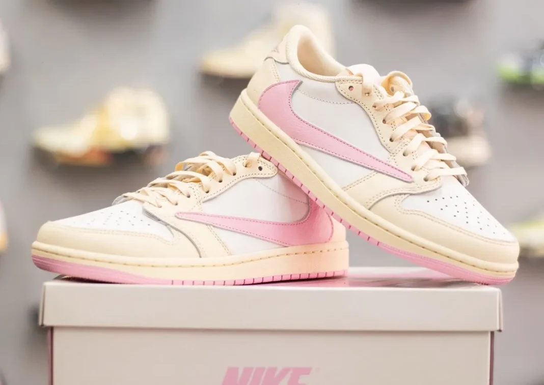 Travis Scott Air Jordan 1 Low OG Muslin Shy Pink IQ7604-100