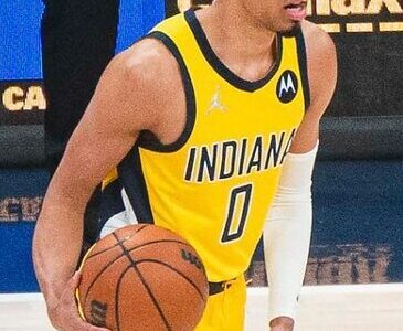 PacersがBucksを123-115撃破！ヤニス34-18-7・リラード復帰戦37分も及ばず、Pacers 2-0