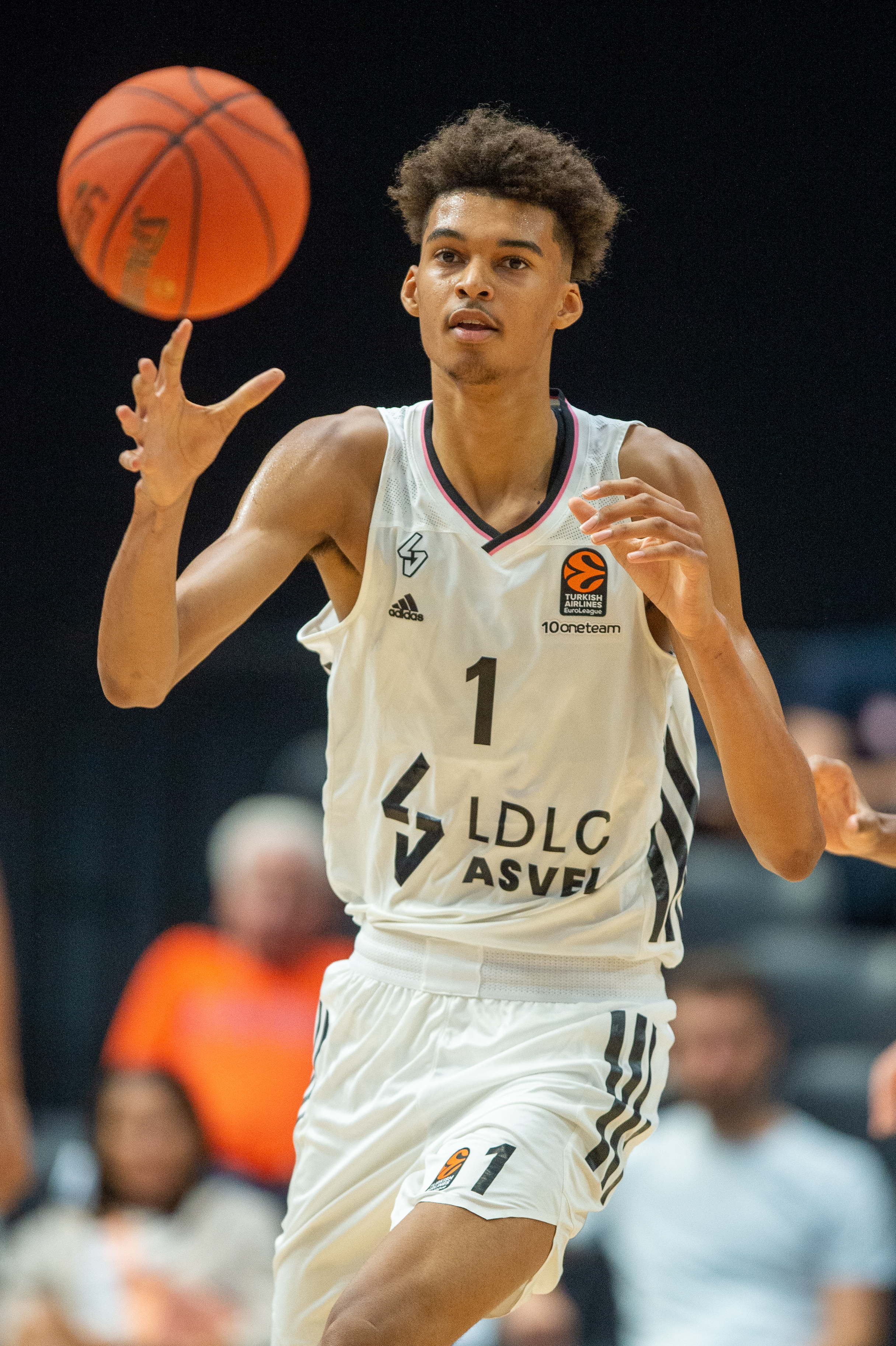 Victor Wembanyama 2025-26 NBA Defensive Player of the Year