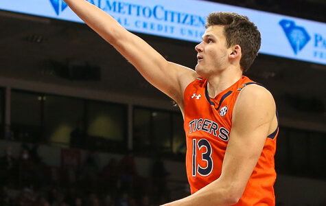 ウォーカー・ケスラーの着用バッシュまとめ【2025-26シーズン最新】