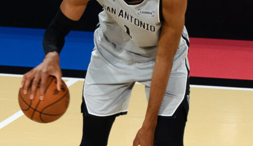 ウェンバンヤマが肋骨負傷も「構造的損傷なし」の朗報！スパーズは60勝到達、キャッスルのトリプルダブルで76ers撃破