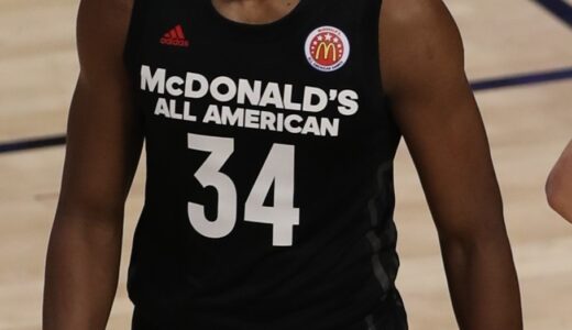 ウェンデル・カーター・Jrの着用バッシュまとめ【2025-26シーズン最新】