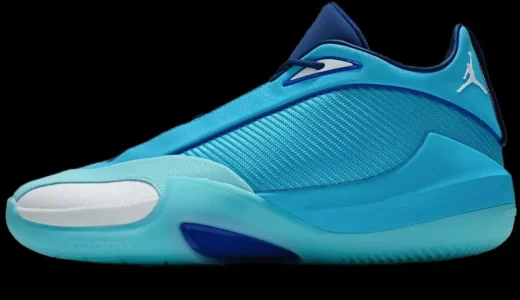 Jordan Triangle “Baltic Blue”登場！フィル・ジャクソンのトライアングルオフェンスからインスパイア