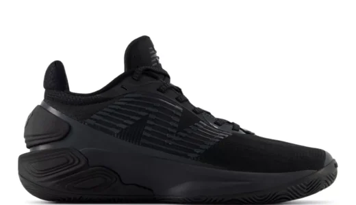 New Balance TWO WXY V5 を履いたプレイヤー達のレビューまとめ（spec・特徴・実戦評価）