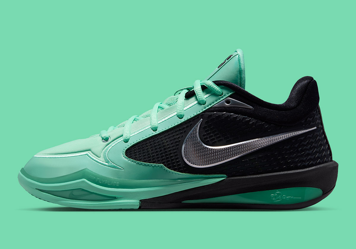 Nike Sabrina 4 Green Glow II0402-300