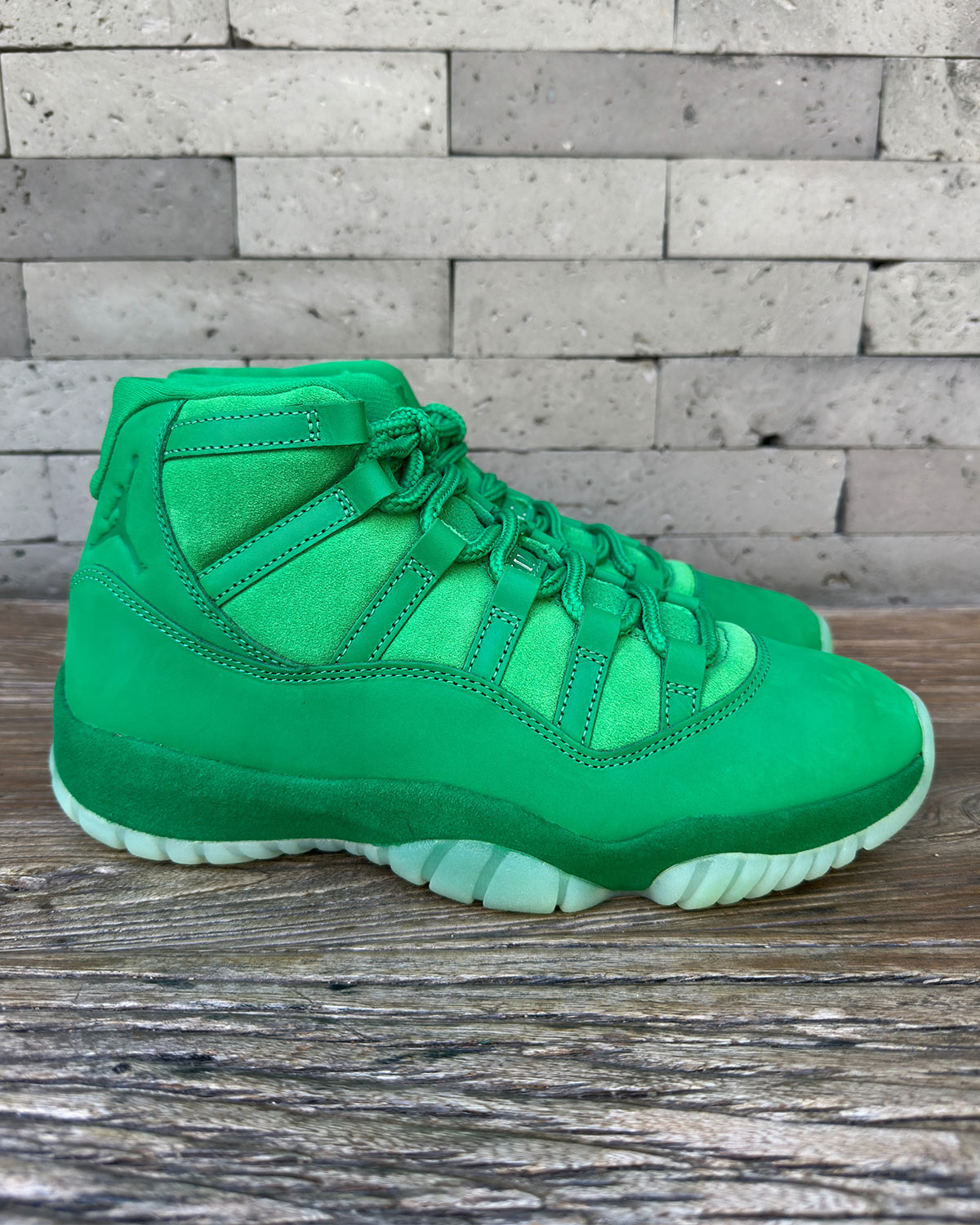 Air Jordan 11 Green Screen