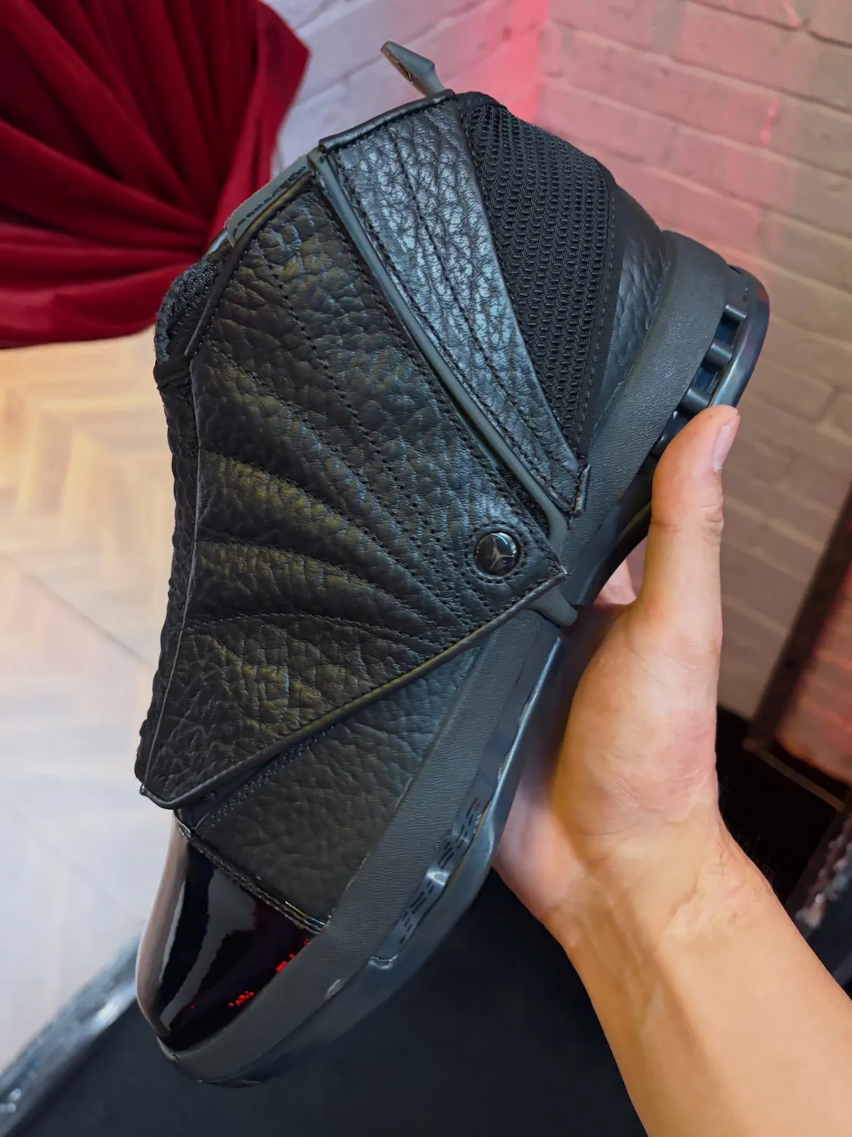 Air Jordan 16 Black Pack IZ2586-001