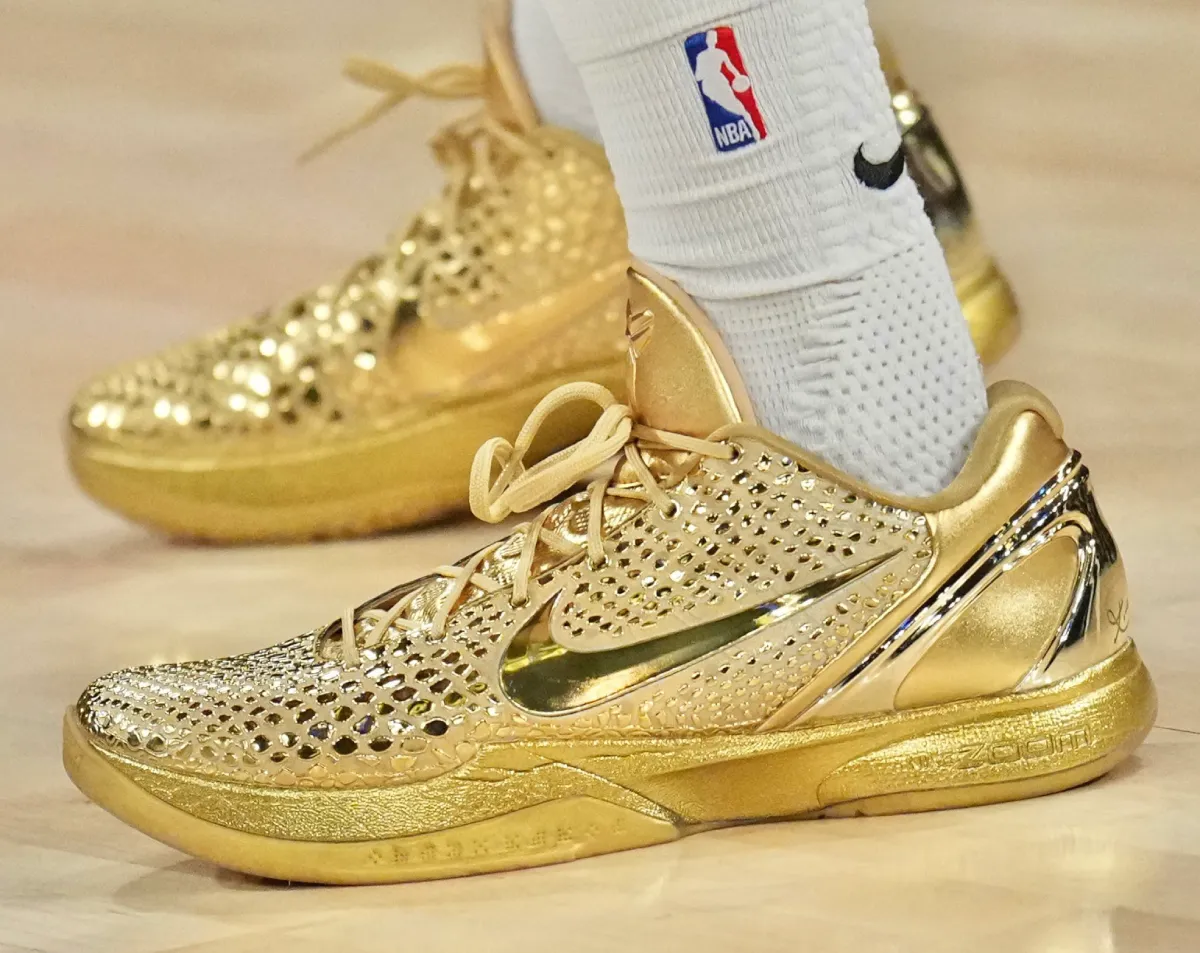 ジェイレン・ブランソン着用のオールゴールドNike Kobe 6 Protro PE